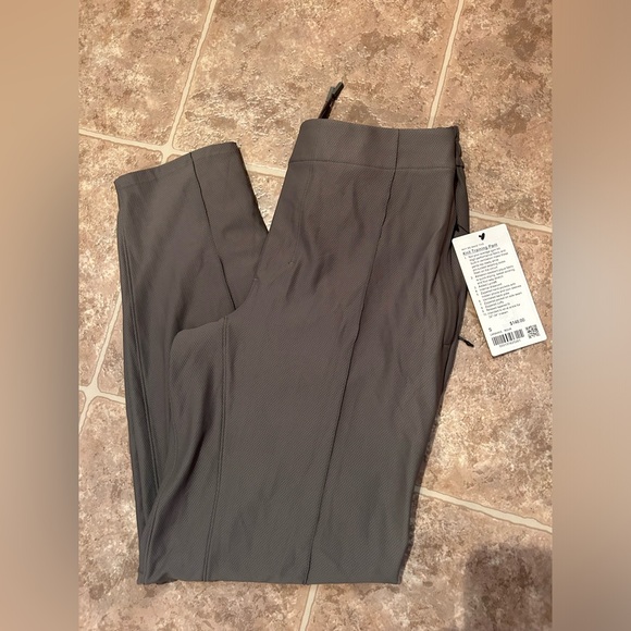 Lululemon Knit Training Pant - Picture 4 of 4